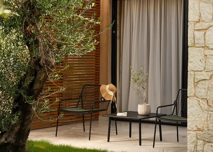 Hotel The Yard Corfu Boutique And Moraḯtika