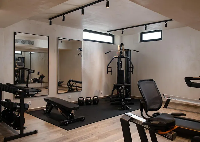 The Yard Corfu Boutique And 5* Moraḯtika