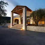 The Yard Corfu Boutique And Hotel Moraitika