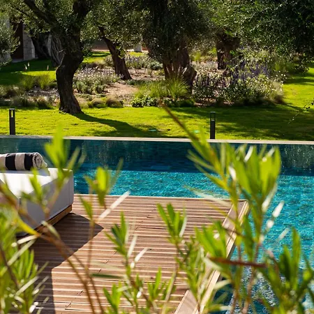 酒店 The Yard Corfu Boutique And 5*