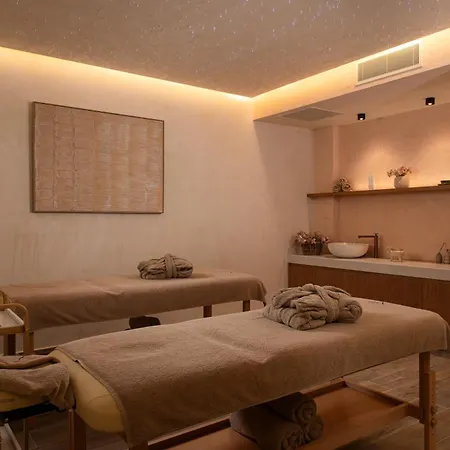 酒店 The Yard Corfu Boutique And