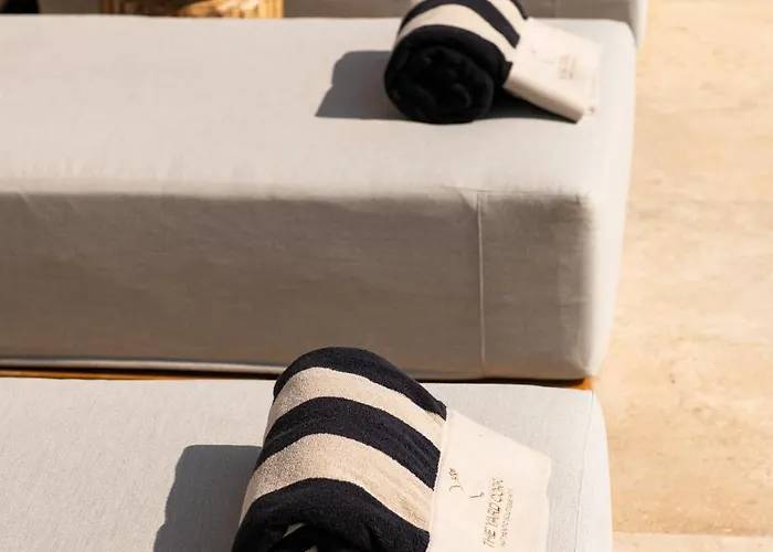 The Yard Corfu Boutique And ホテル 5*