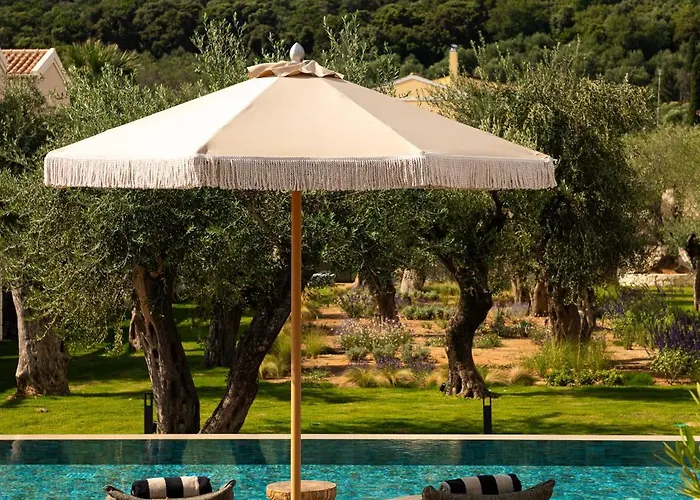 The Yard Corfu Boutique And ホテル モライティカ